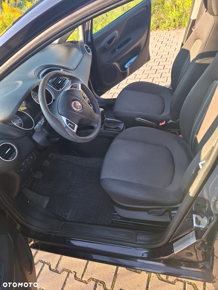 Fiat Punto 1.4 Easy S&S - 8