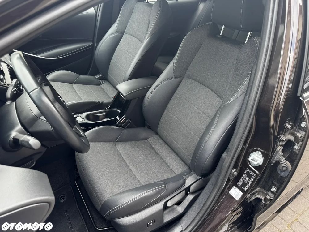 Toyota Corolla 1.8 Hybrid Executive - 15