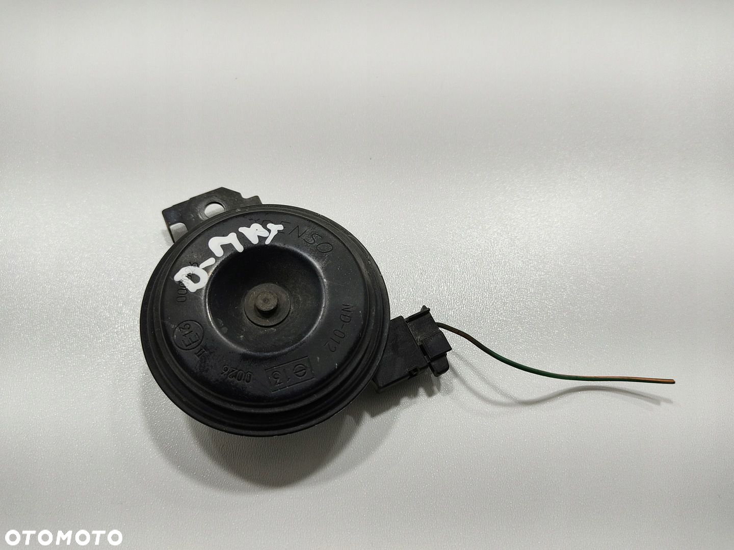 KLAKSON SYGNAŁ DŹWIĘKOWY ISUZU D-MAX I 8972370460 2002-2011 - 2
