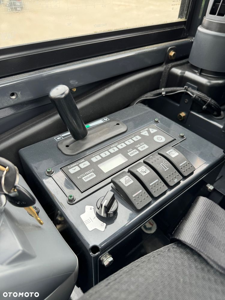 Hitachi JAPOŃSKA ZX19-6 1.9 tony Dostepna OD RĘKI na placu!! - 9