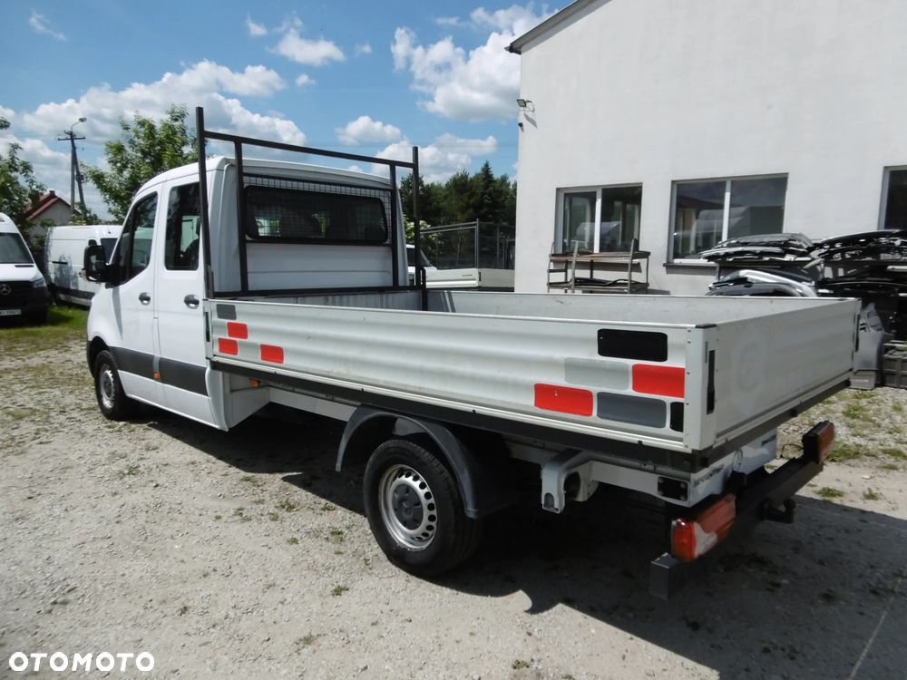 Mercedes-Benz Sprinter - 3