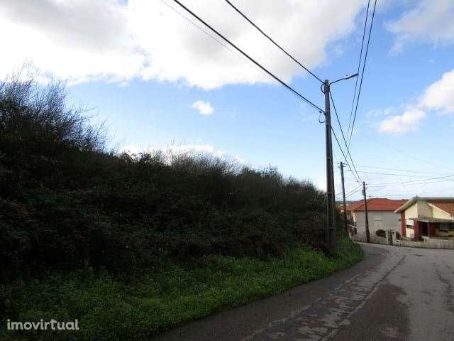 Terreno Urbano em Pousadela - Nogueira da Regedoura - Grande imagem: 2/5