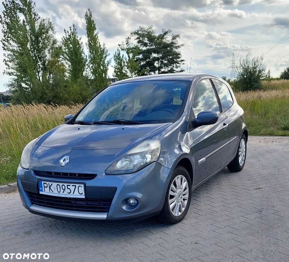 Renault Clio 1.2 16V 75 TomTom Edition - 8