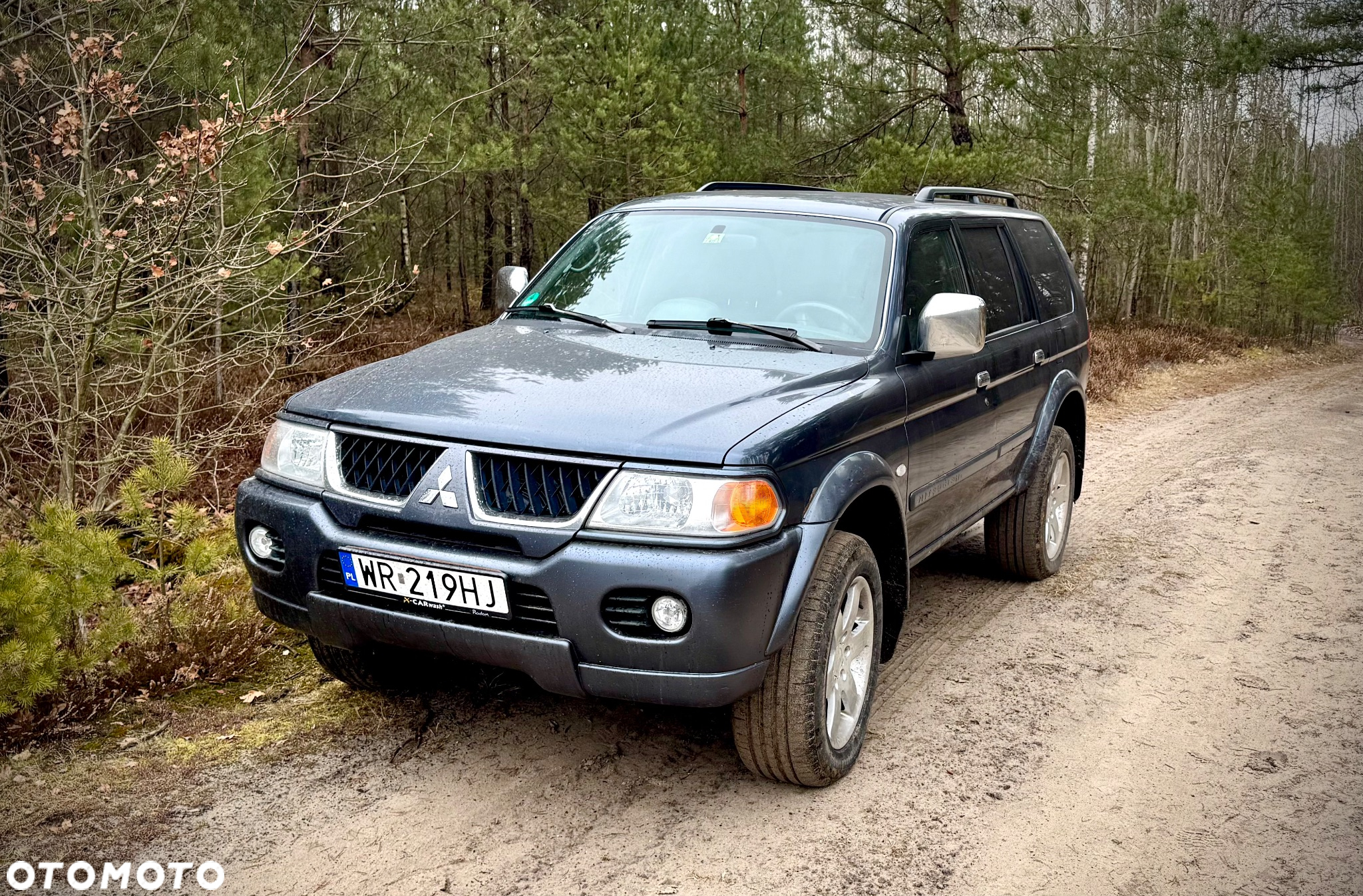 Mitsubishi Pajero Sport - 2