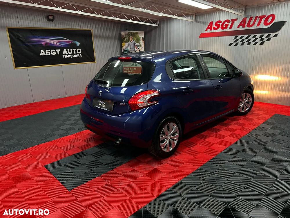 Peugeot 208 - 7