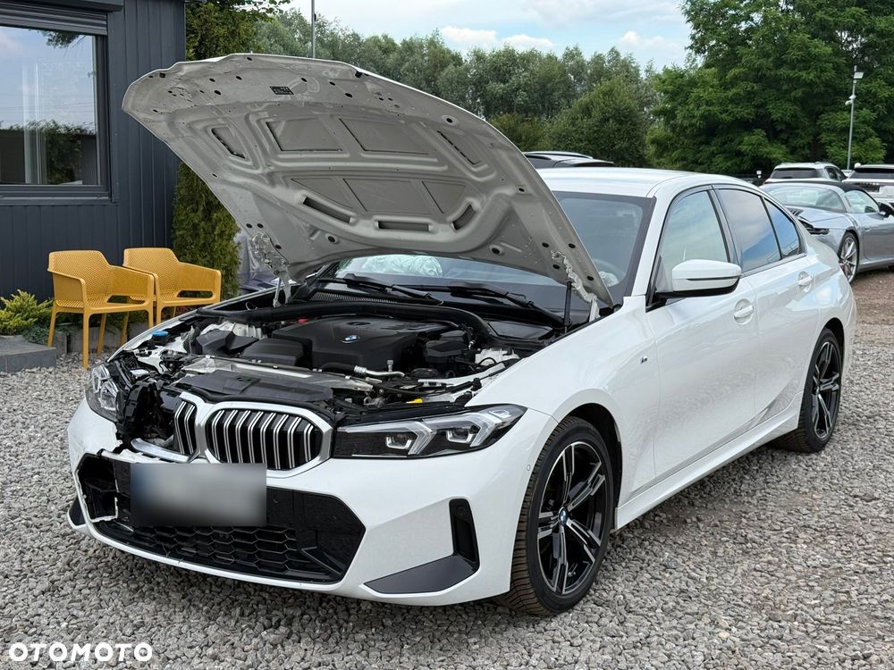 BMW Seria 3 318i M Sport - 5