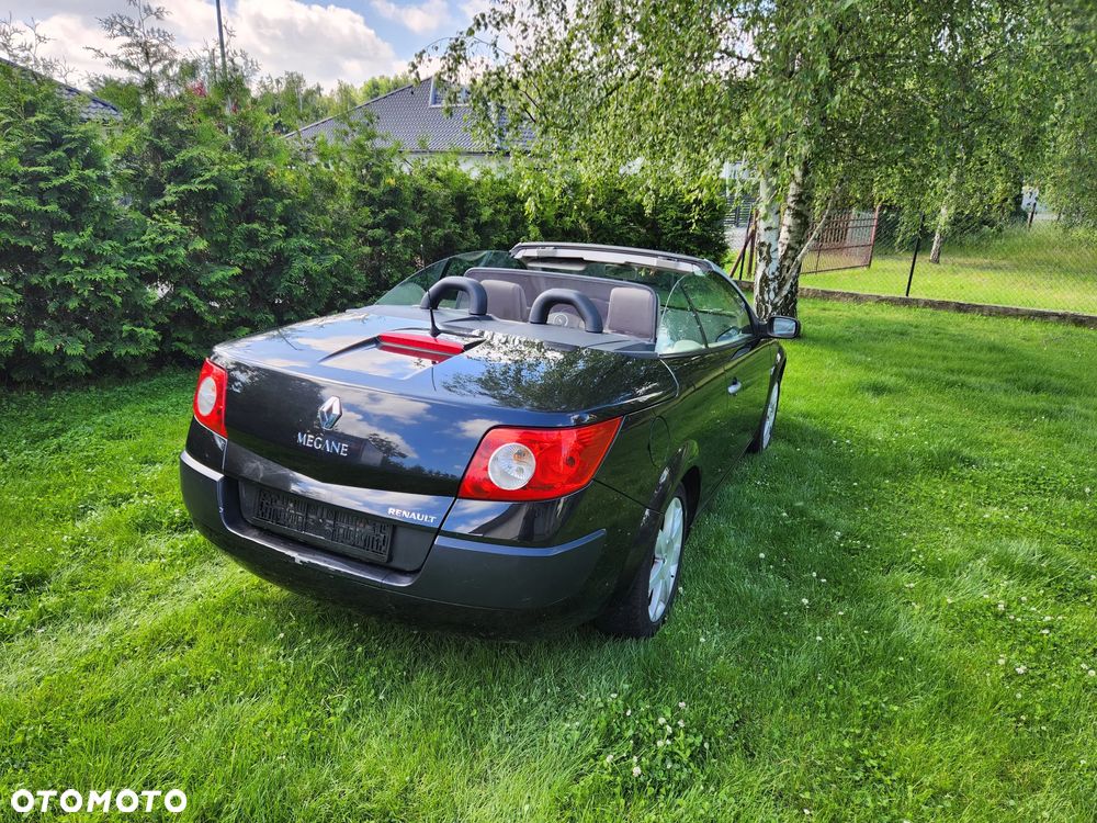 Renault Megane 2.0 16V Expression - 21
