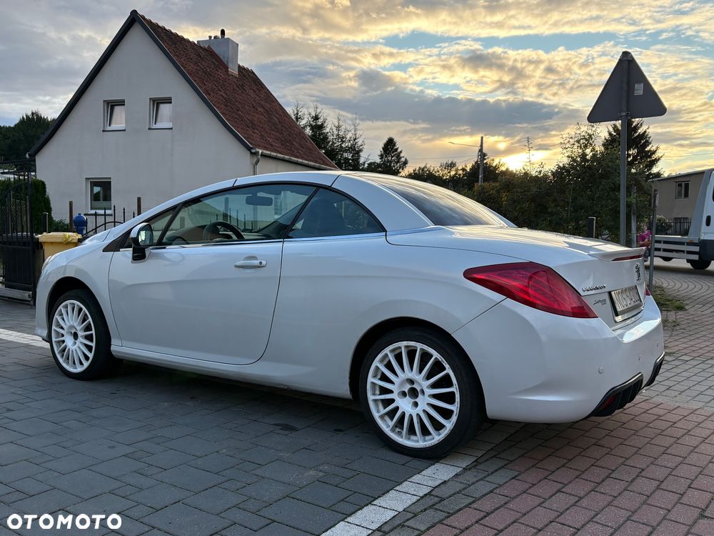 Peugeot 308 CC - 8