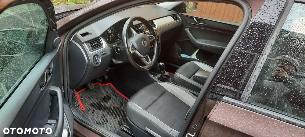 Skoda RAPID 1.2 TSI Ambition - 9