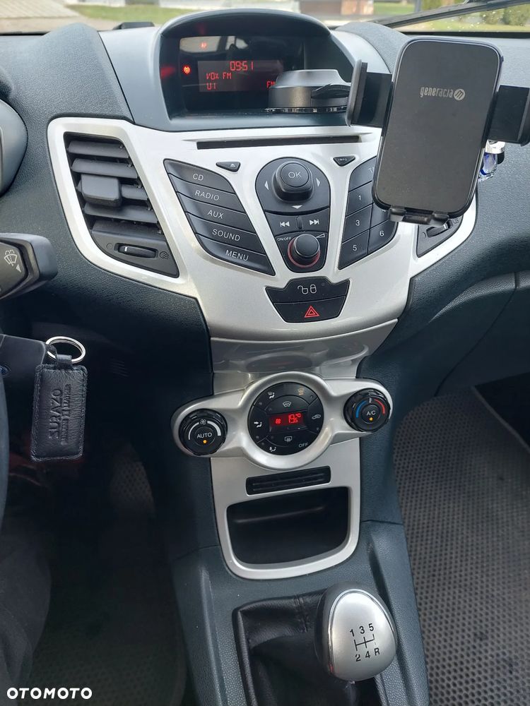 Ford Fiesta 1.6 Ti-VCT Titanium - 6