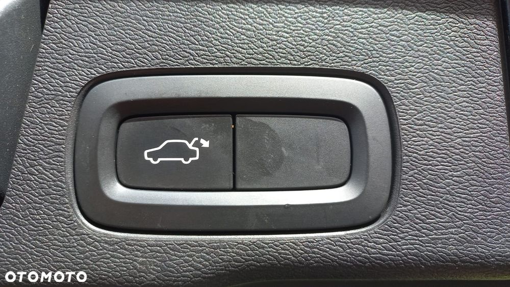 Volvo XC 60 D4 Geartronic Momentum Pro - 16