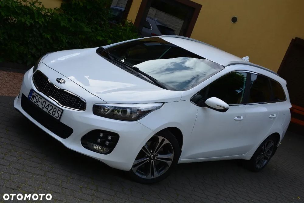 Kia Ceed 1.6 CRDi GT Line - 4