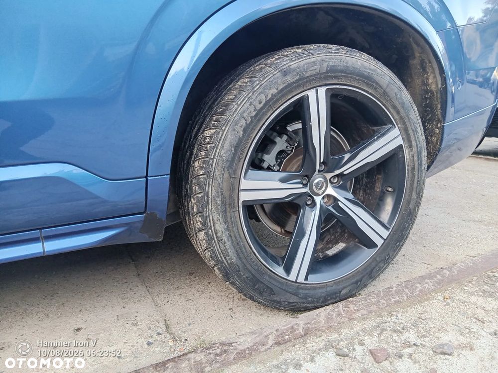 Volvo XC 90 - 25