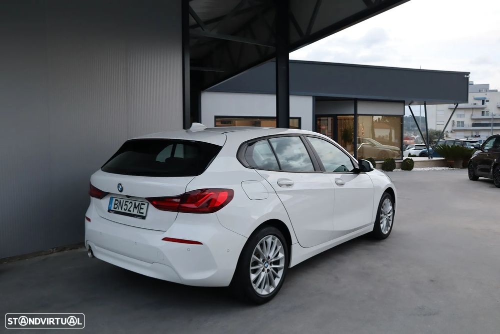 BMW 118 i Aut. Advantage - 2