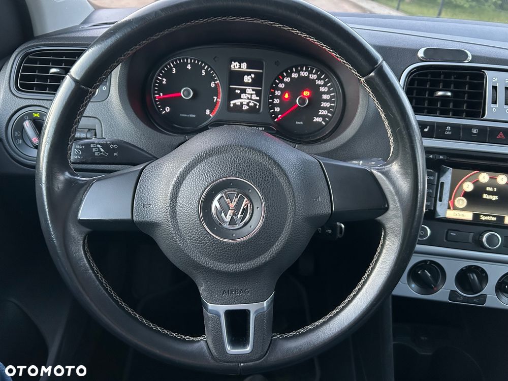 Volkswagen Polo 1.2 MATCH - 17