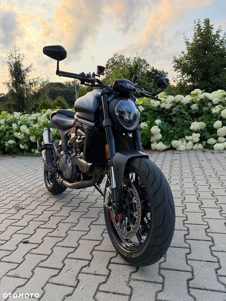 Ducati Monster - 12