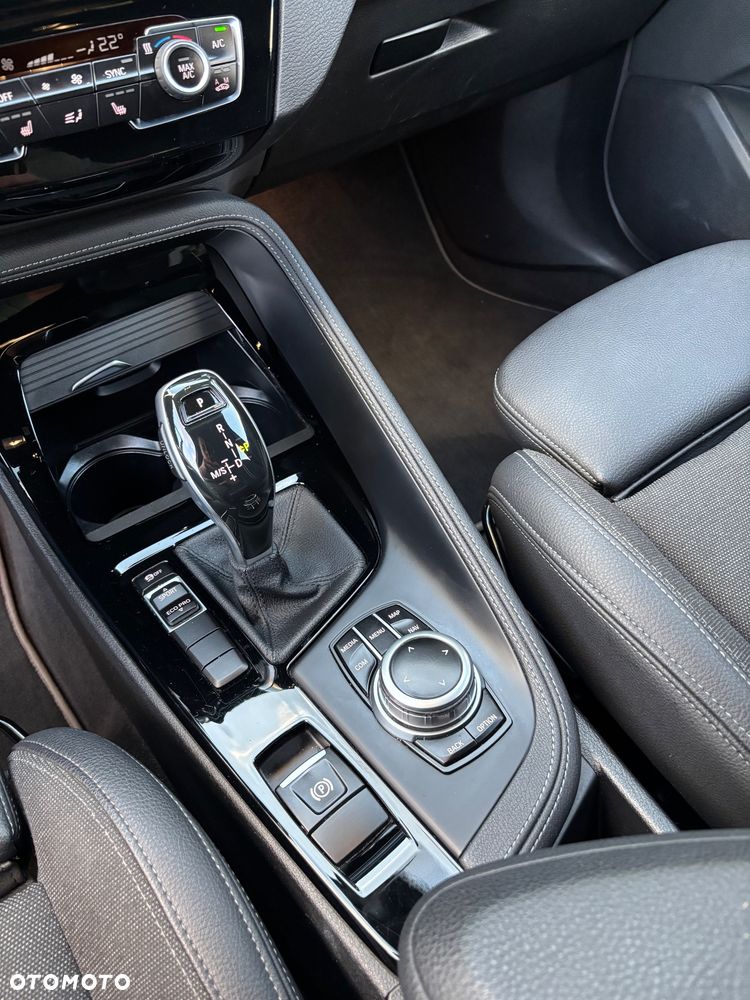 BMW X1 sDrive18d Sport Line - 29