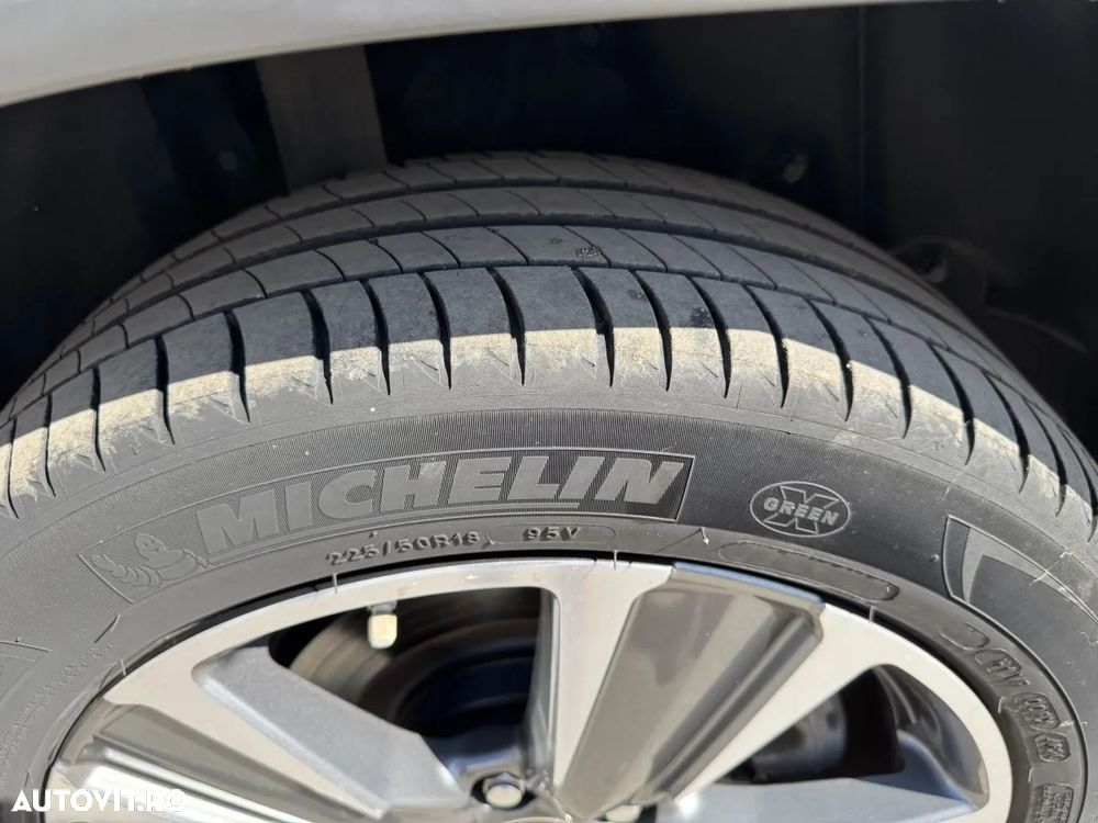 Lexus UX 300e Executive - 12