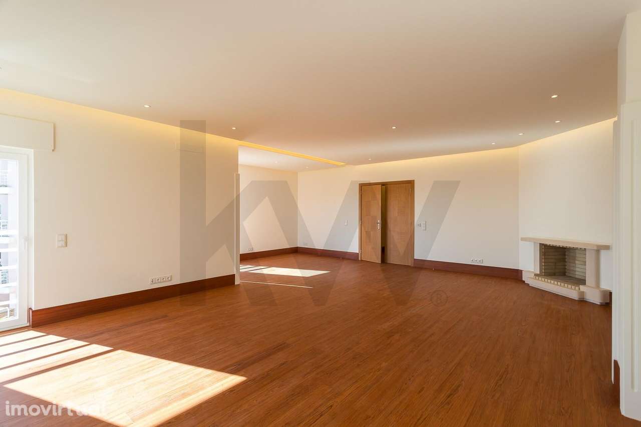 Exclusivo Apartamento com Vista Mar Panorâmica e Piscina na Parede, Ca - Grande imagem: 4/33