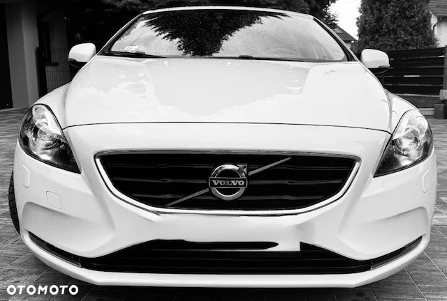 Volvo V40 D3 Momentum - 3
