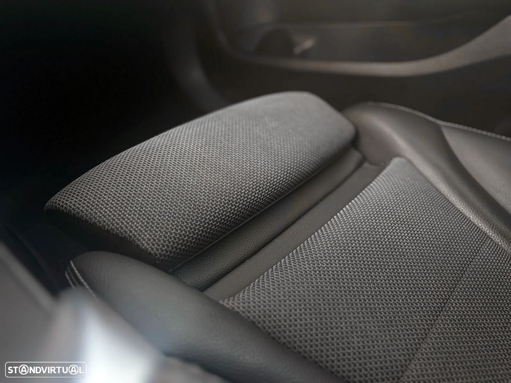 Mercedes-Benz C 300 de T 9G-TRONIC Avantgarde - 28