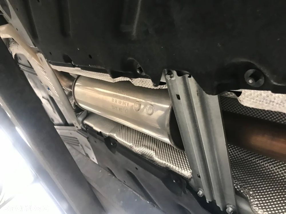 Mercedes-Benz CLA 250 7G-DCT AMG Line - 20