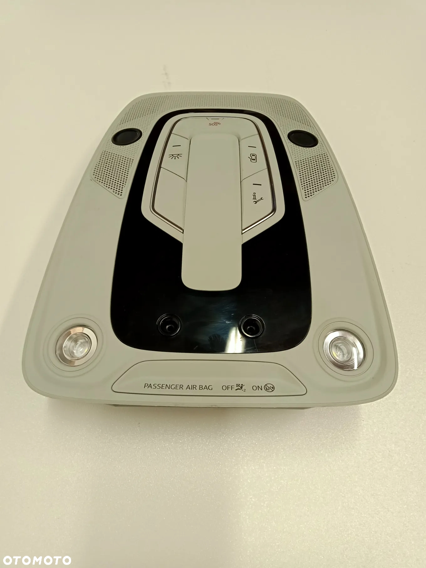 LAMPKA PODSUFITKI AUDI A6 C8 4K0947135AE - 3