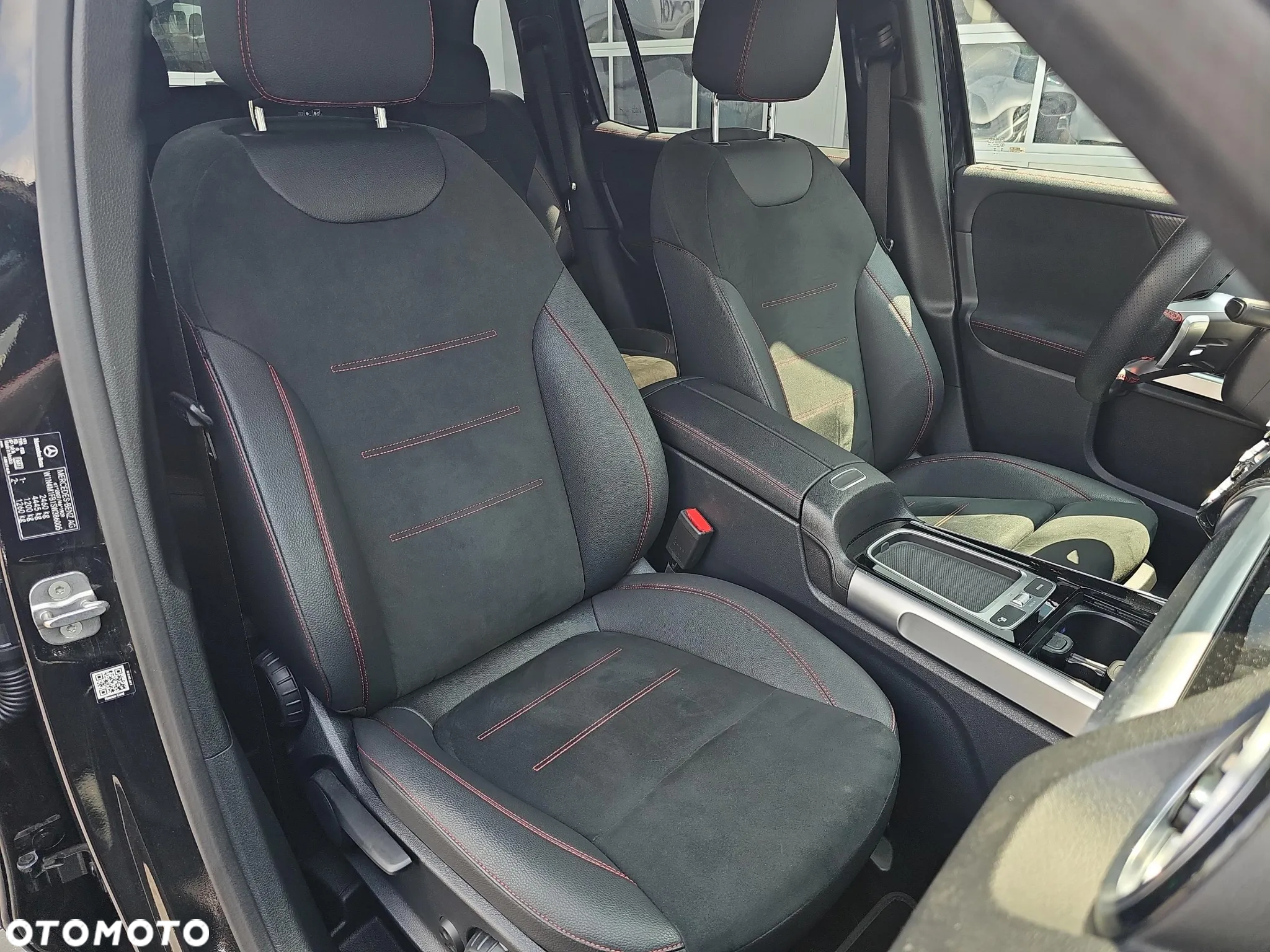 Mercedes-Benz GLB 220 d 4-Matic AMG Line 8G-DCT - 13