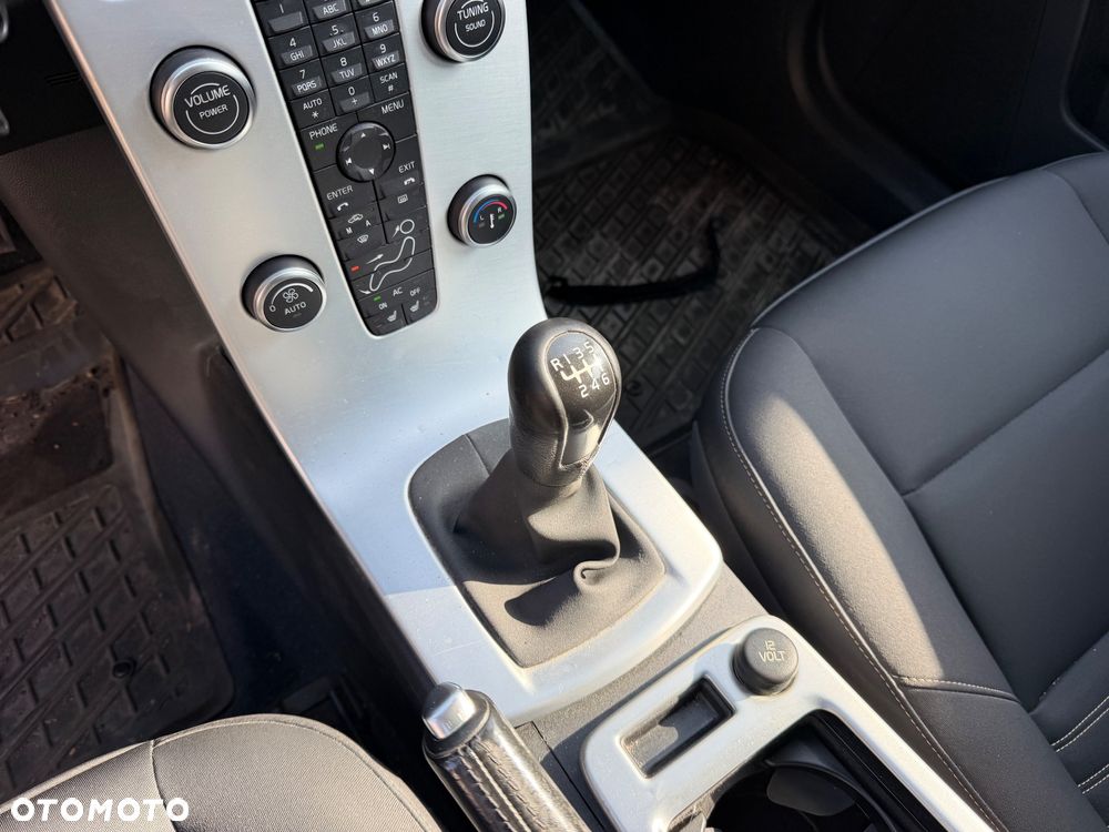 Volvo V50 DPF D2 Momentum - 13