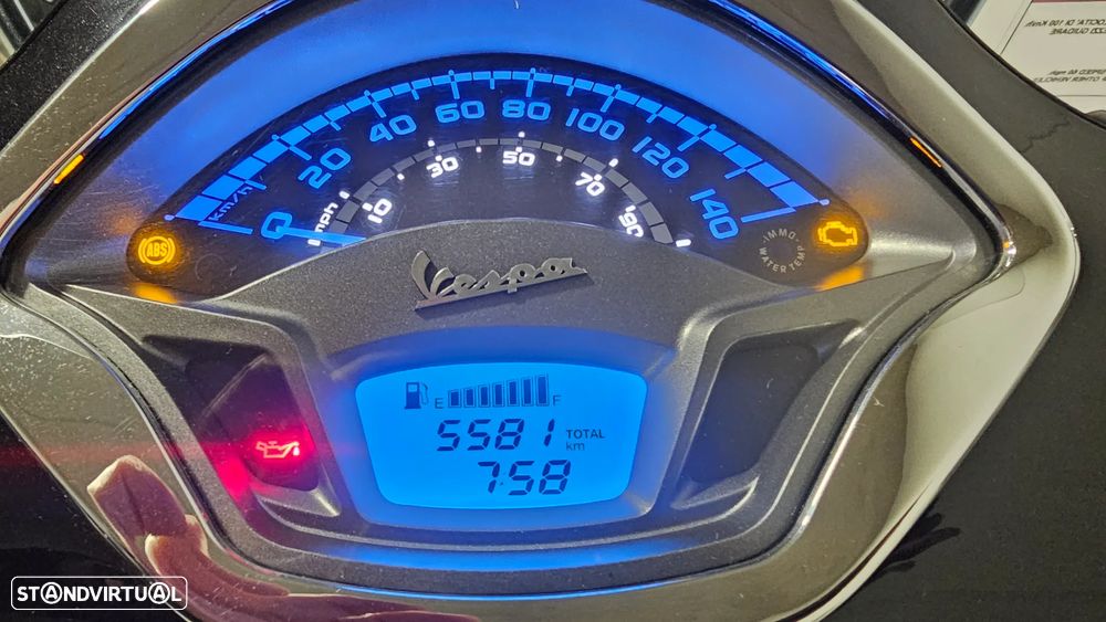 Vespa GTS Super GTS - 2