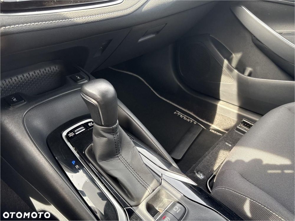 Toyota Corolla 1.8 Hybrid GPF Comfort - 18