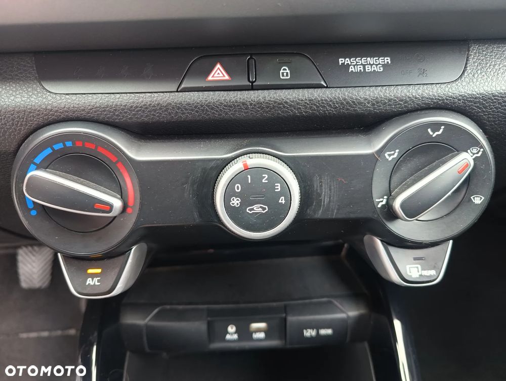 Kia Rio 1.2 Edition 7 - 21