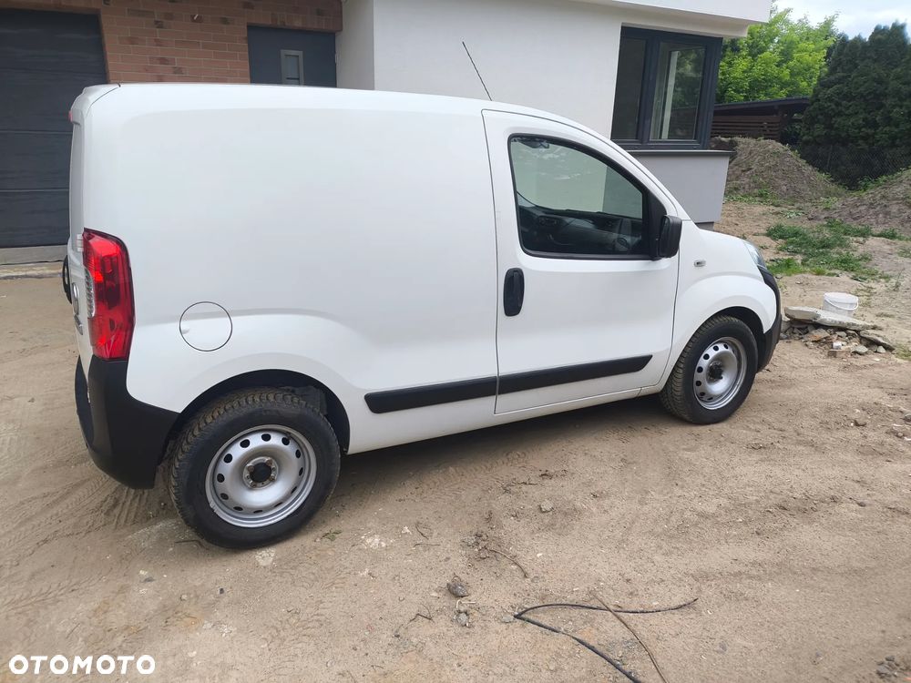 Fiat Fiorino Kombi Base - 14