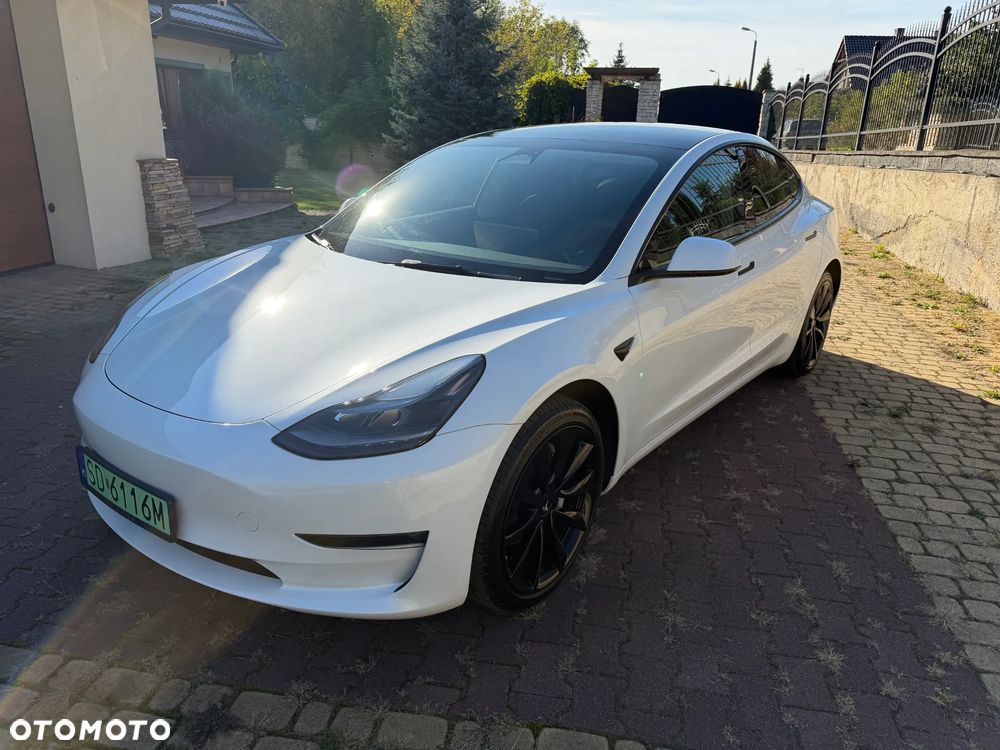 Tesla Model 3 - 2