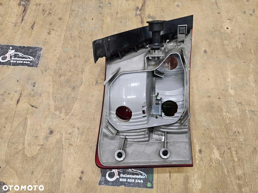 Lampa Lampy Tyl Tylna Prawa Lewa na w Blotnik AUDI A4 B7 Kombi Avant - 39