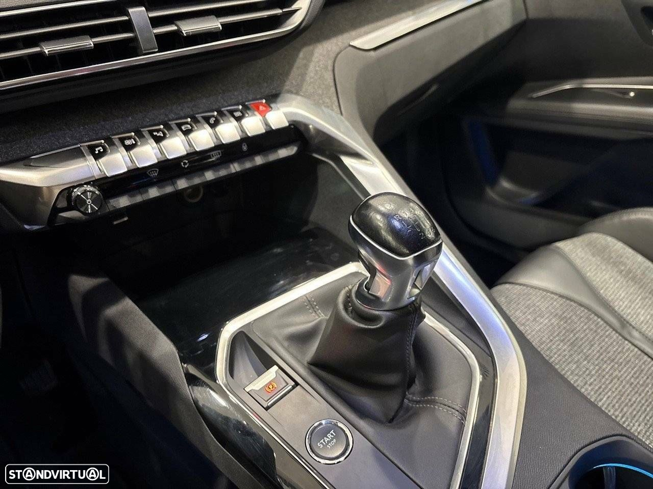 Peugeot 3008 1.5 BlueHDi Allure - 19