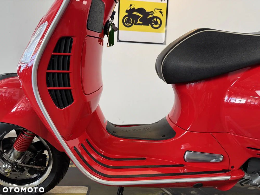 Piaggio Vespa - 22