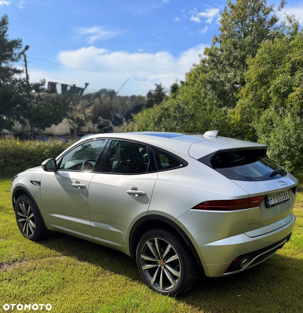 Jaguar E-Pace 2.0 i4P AWD R-Dynamic S - 4