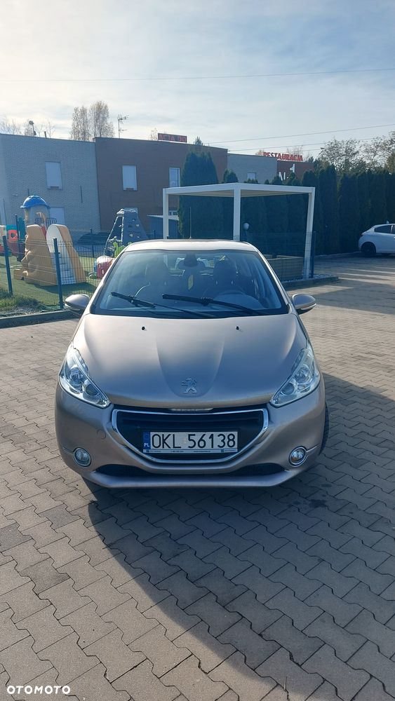 Peugeot 208 1.6 VTi Allure - 1