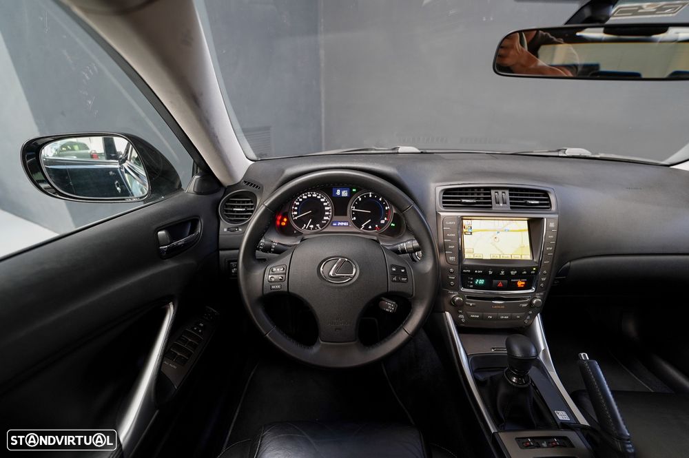 Lexus IS 220 d P.Executive 2G - 8