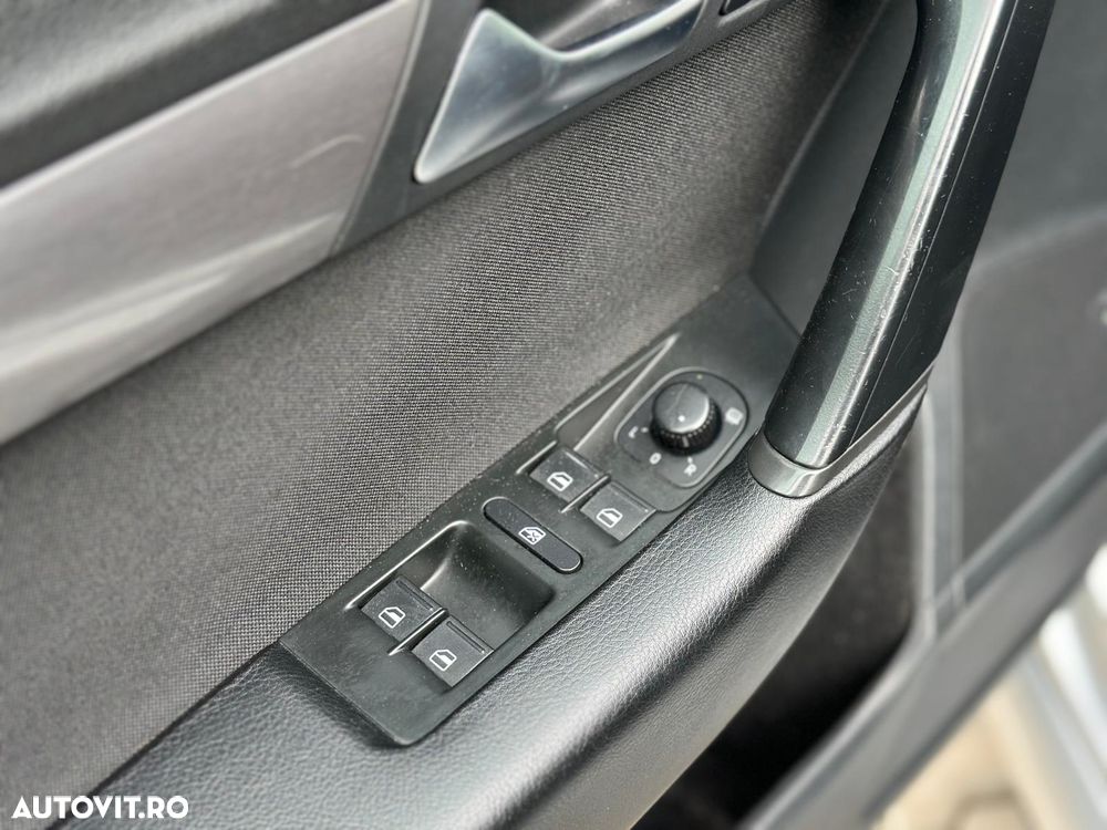 Volkswagen Passat 2.0 TDI Comfortline DPF - 36