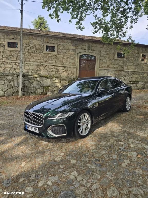Jaguar XF 2.0 D200 HSE Aut. - 2