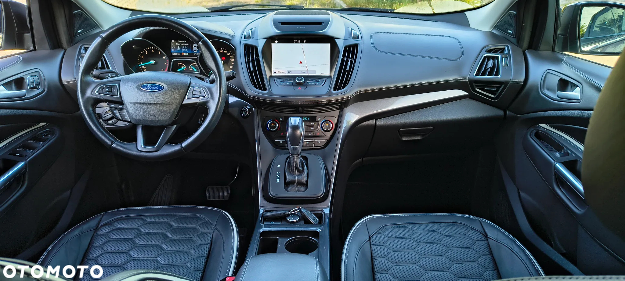 Ford Kuga 1.5 EcoBoost 2x4 Vignale - 11