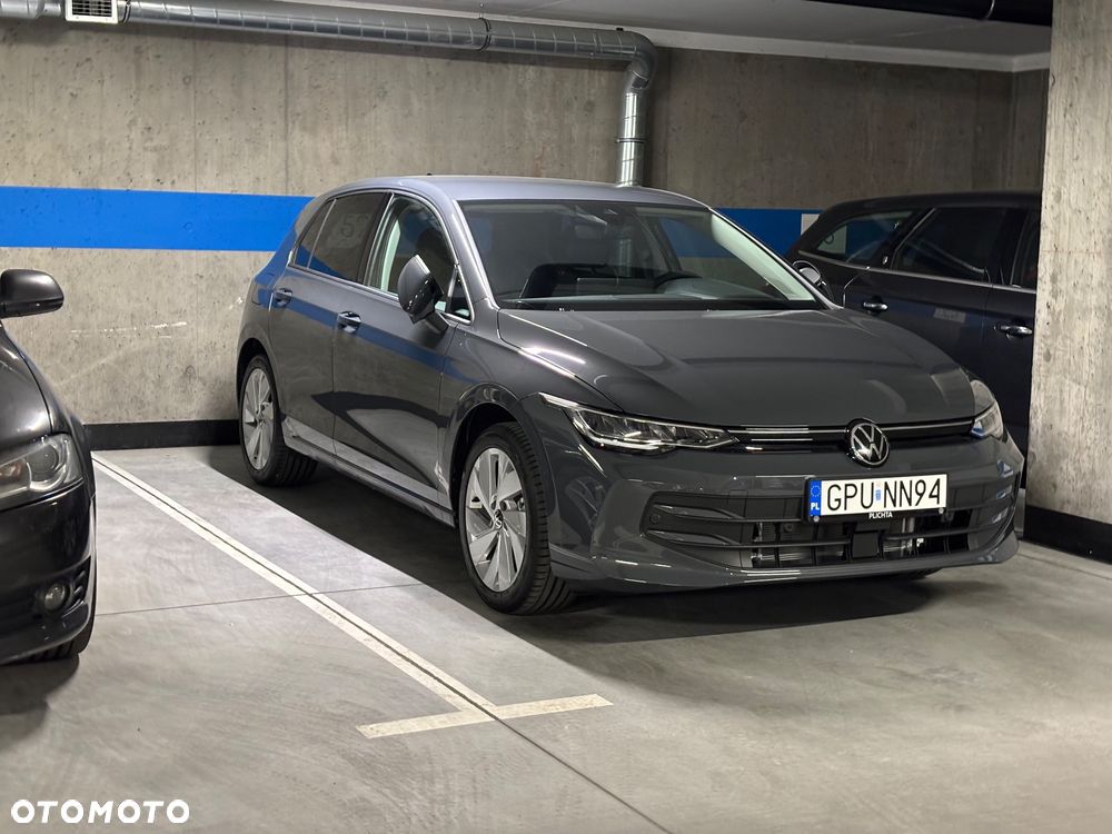 Volkswagen Golf VIII 1.5 TSI Life Plus - 1