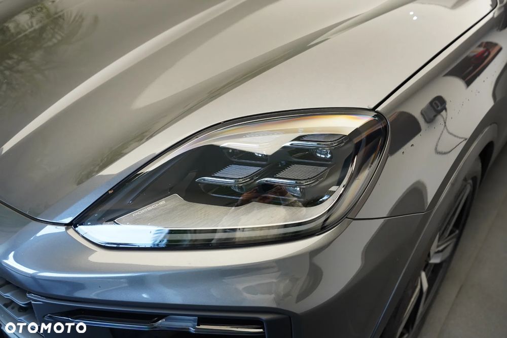 Porsche Cayenne E-Hybrid PHEV - 28
