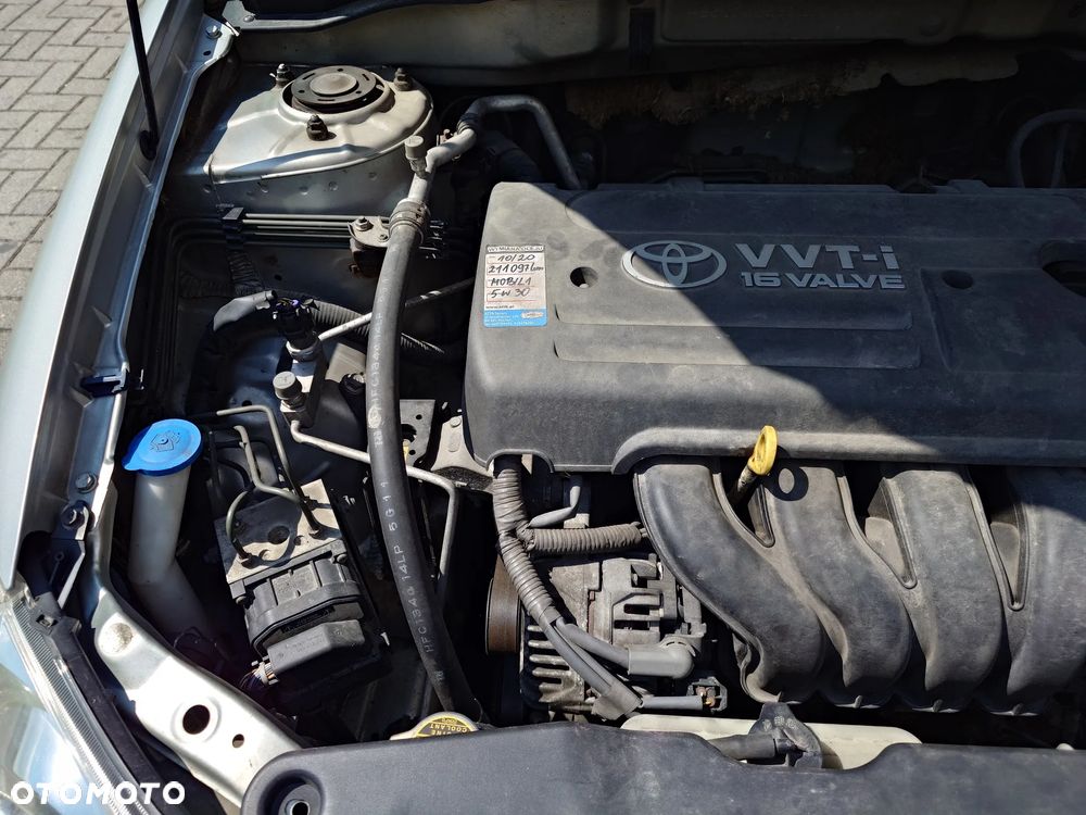 Toyota Corolla 1.6 VVT-i Terra - 10