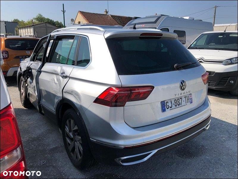 Volkswagen Tiguan - 4