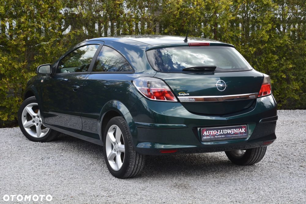 Opel Astra 1.6 Sport - 20