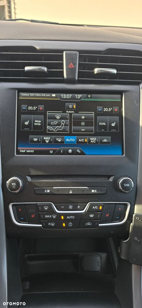 Ford Mondeo 2.0 TDCi Start-Stopp Titanium - 25