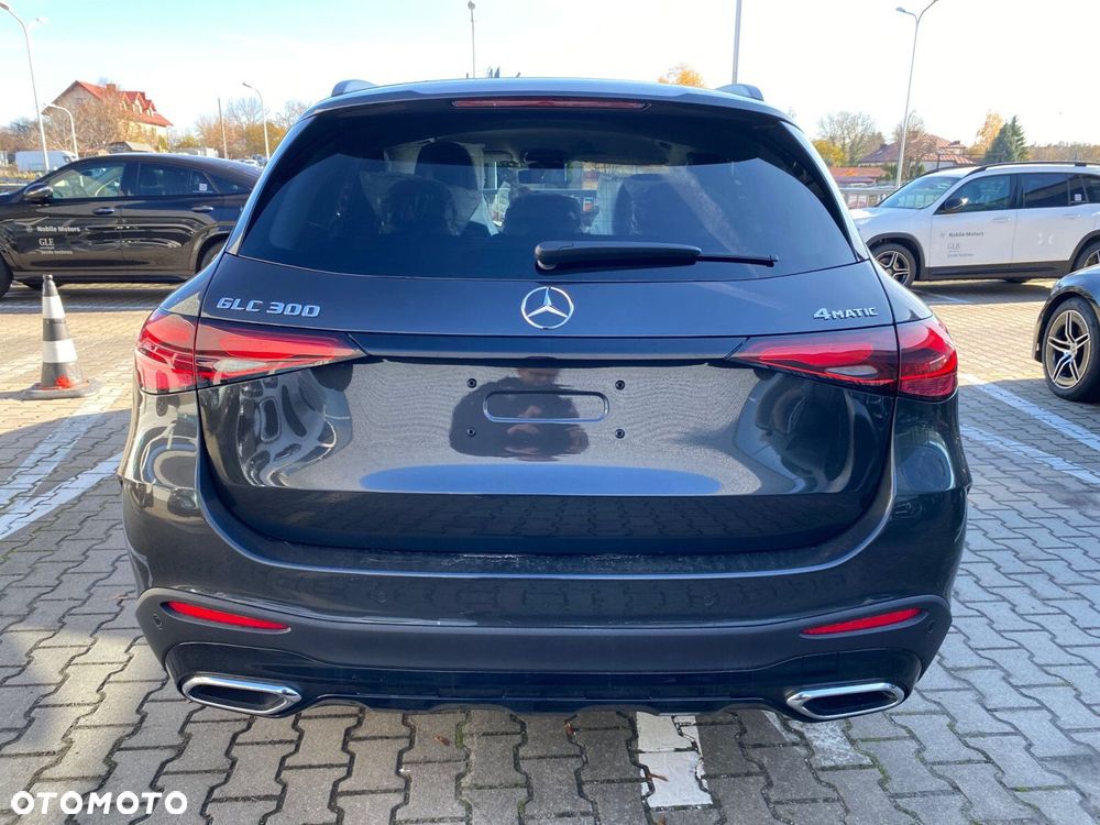 Mercedes-Benz GLC - 3